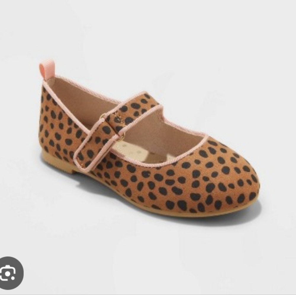 New Cat & Jack Girls' Tan Leopard Print Mary Jane Shoes with Pink Trim Loop